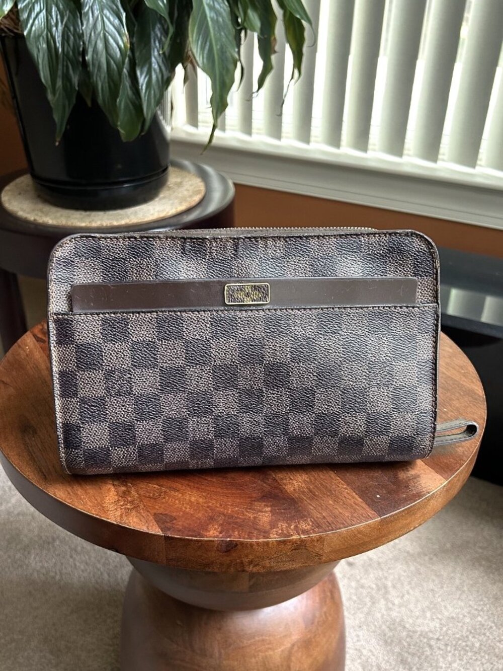 LOUIS VUITTON Damier Ebene Clutch Wristlet